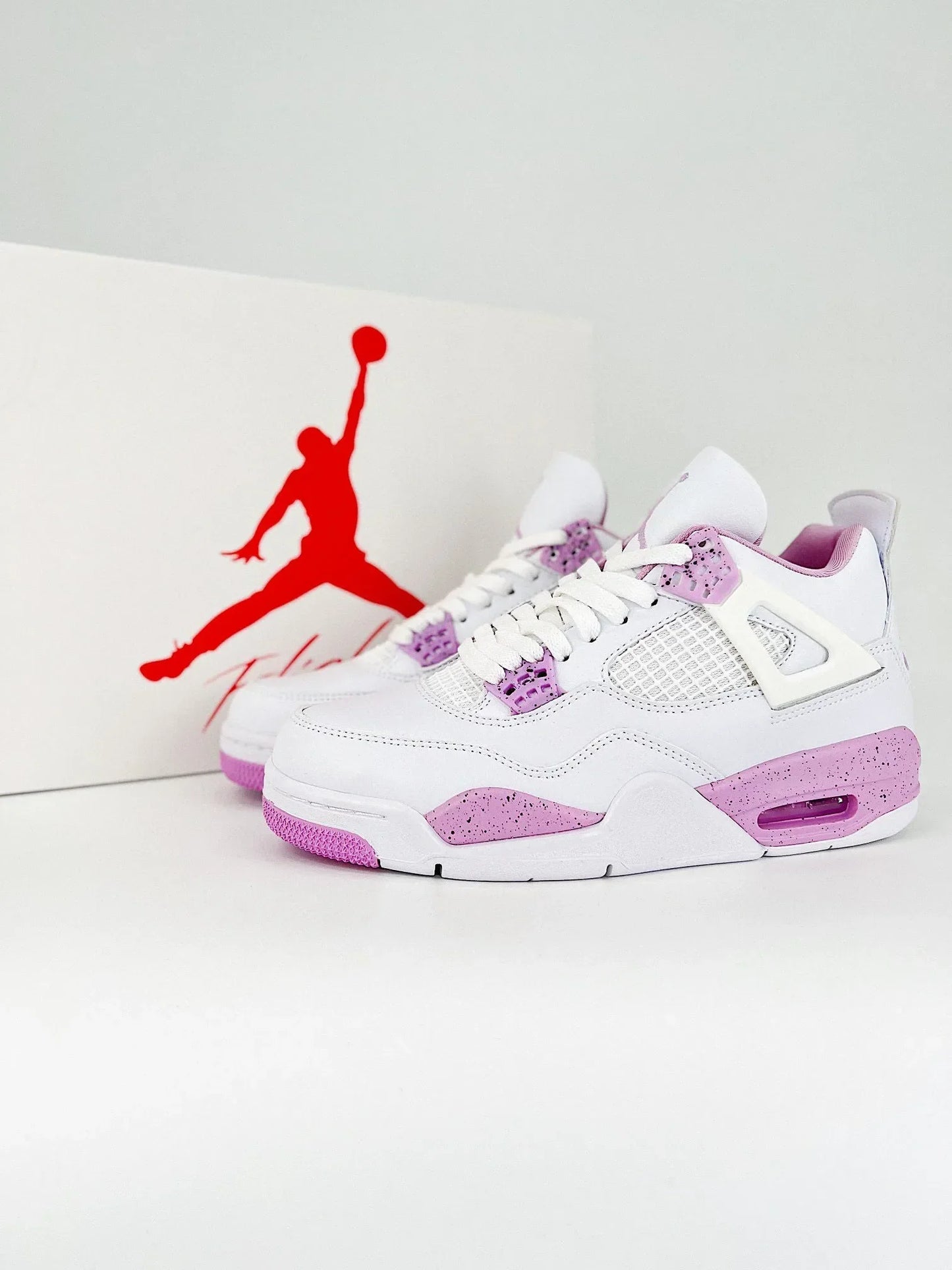 Air Jordan 4 Oreo Rosa