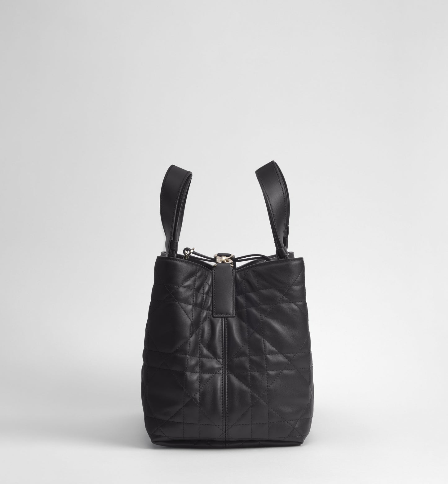 Borsa Media Toujours Nera