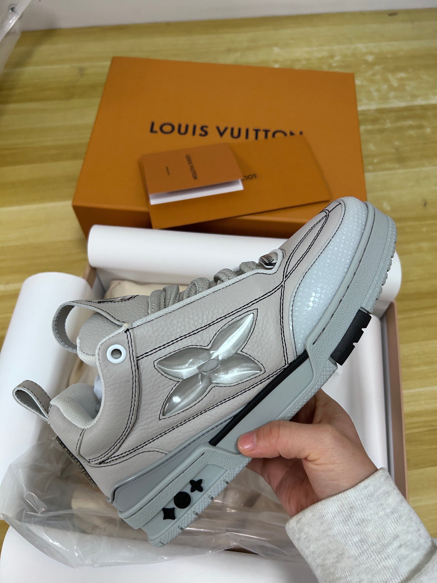 Sneakers LV Skate Grigia
