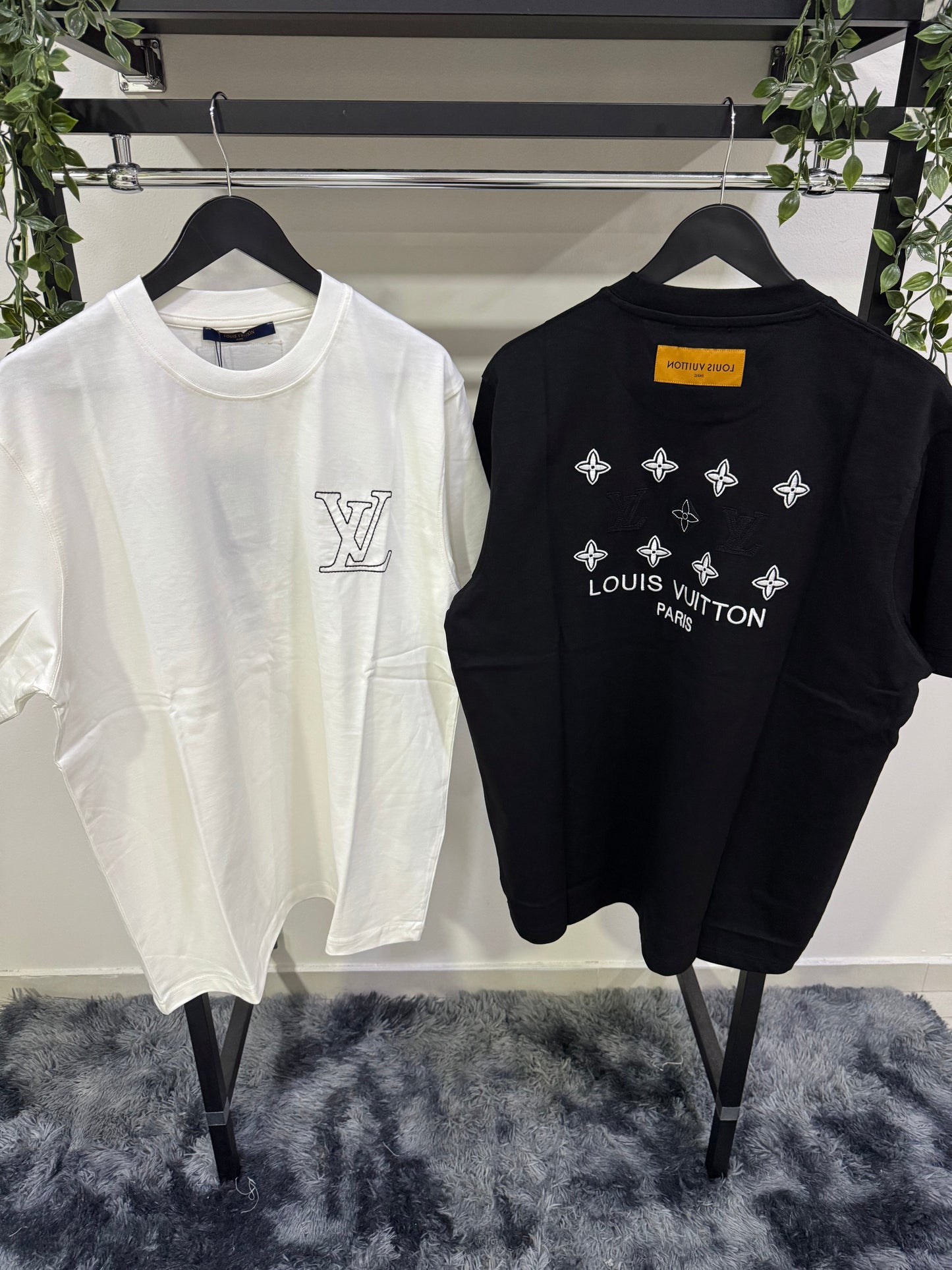 T-shirt LV Ricamata