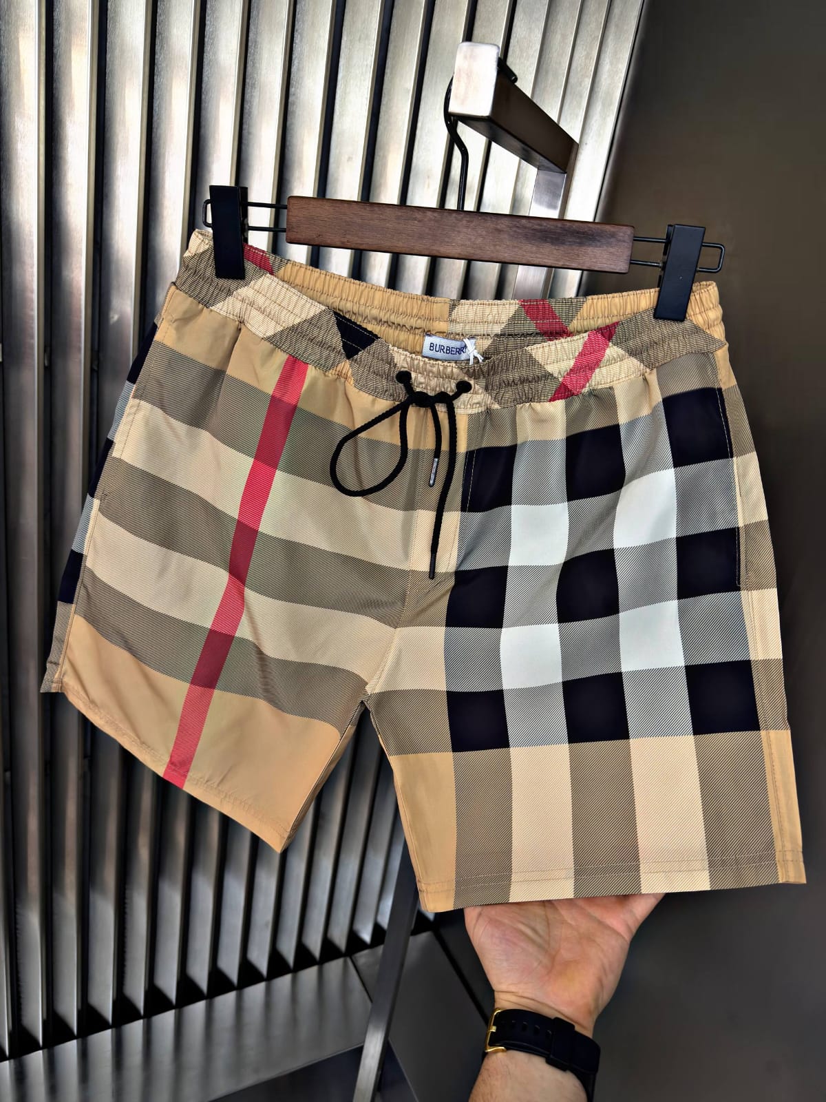 Costume Burberry 001